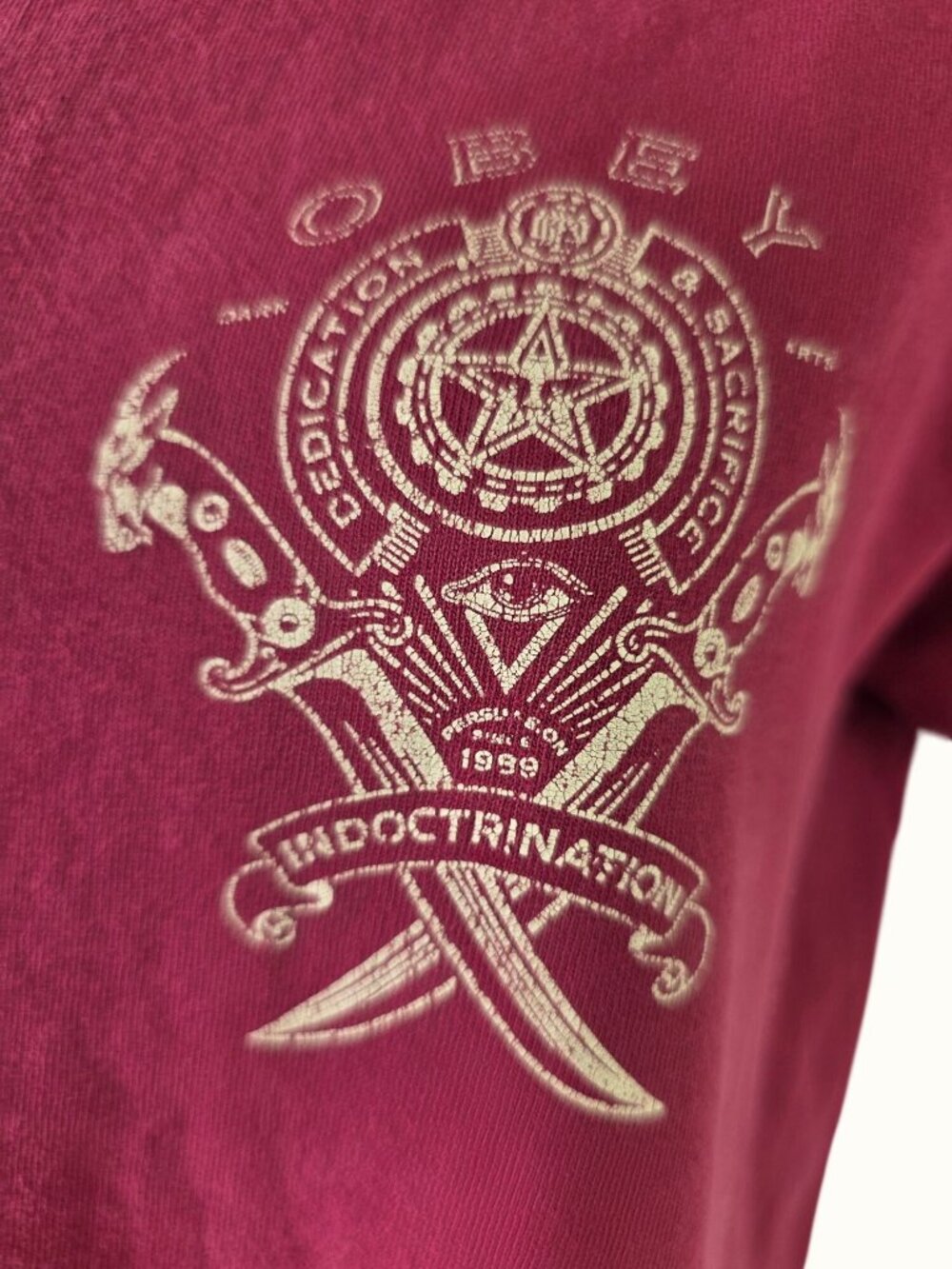 Obey Graphic T Shirt Sz S Burgundy Distress Grunge Skate Streetwear Logo Tee USA